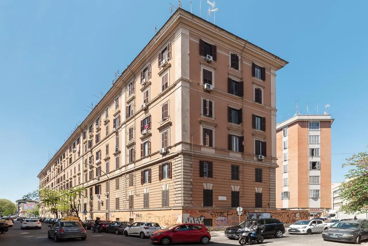 Appartement San Lorenzo Functional Flat Rome
